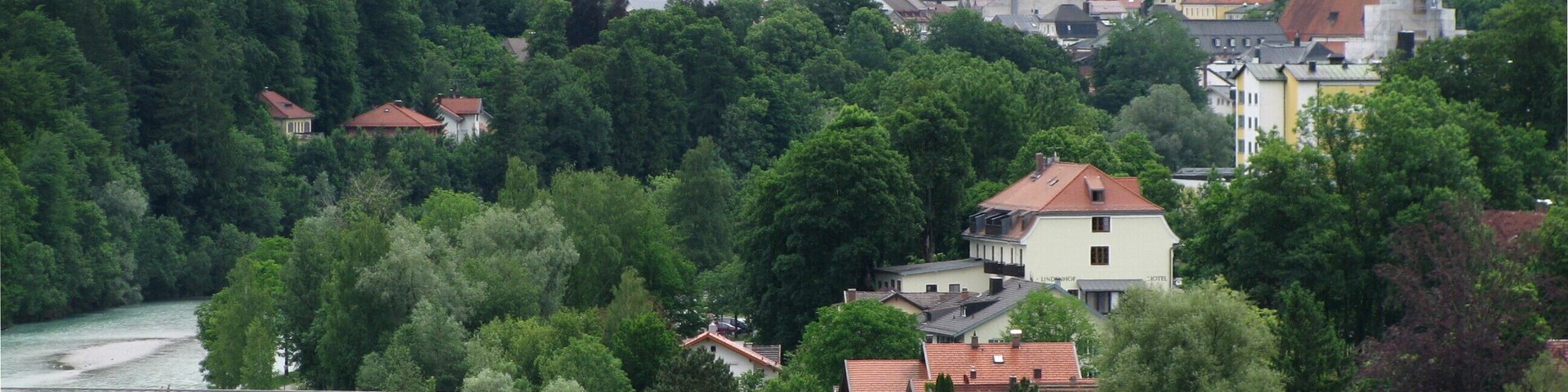Bad Tölz aus westlicher Richtung gesehen (vom Burgstall Hoheneck)