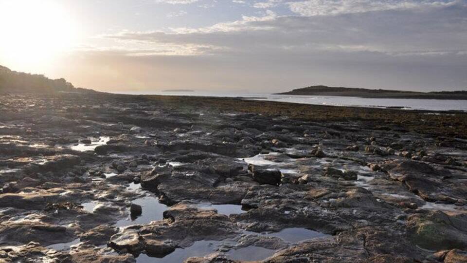 Sully Bay beach and Sully Island