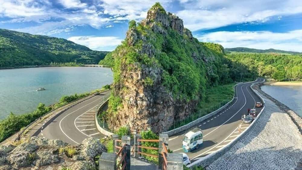 The stunning Maconde loop in Mauritius- taken on an iPhone
#maconde #mauritius #springfun