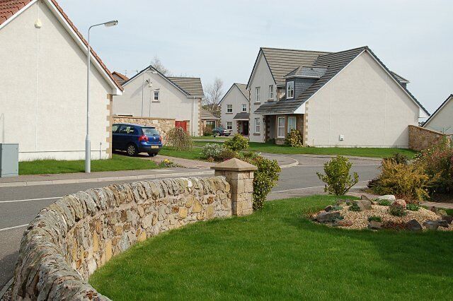 Younger Place, Strathkinness