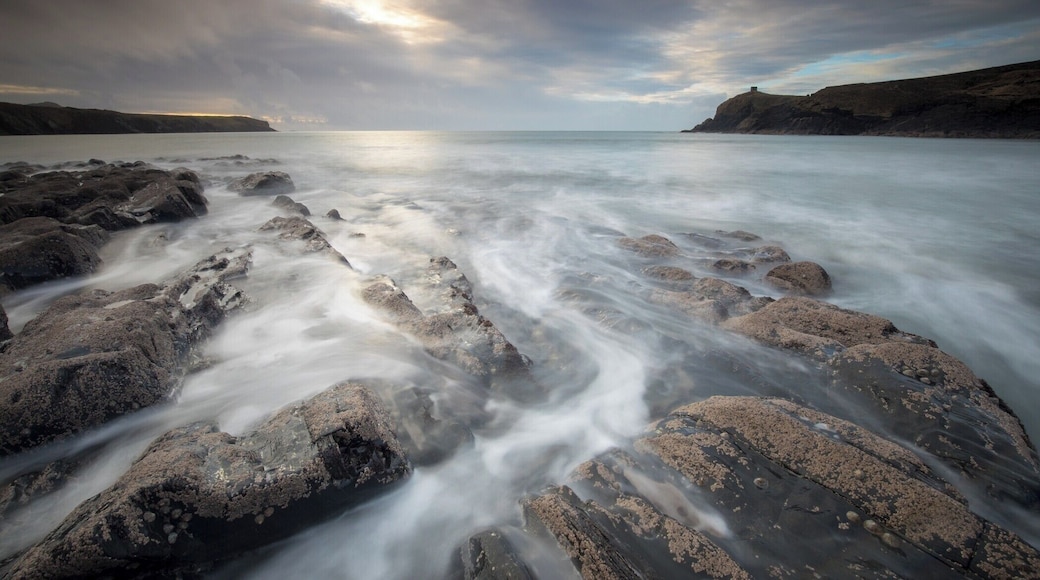 I went on a @trover landscape photography scavenger hunt this past week in Wales. It was so much fun.
The app led me to this really cool location, and I was treated to a stellar sunset.
Check out the video here: https://youtu.be/0Z71OeEM5Iw