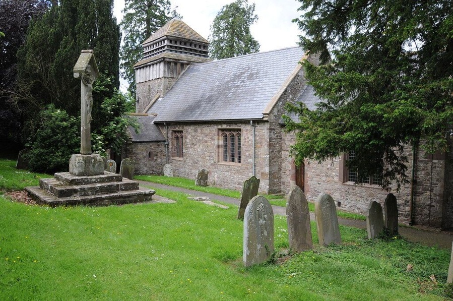 Llanddewi Rhydderch church