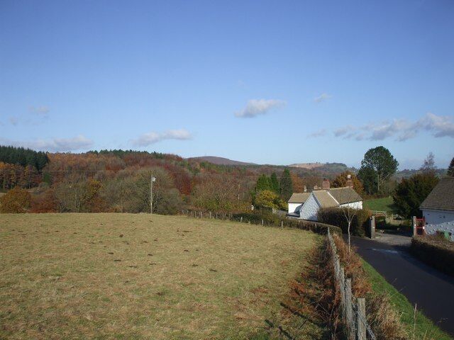 View from track to Ysgubor Fach, Rudry