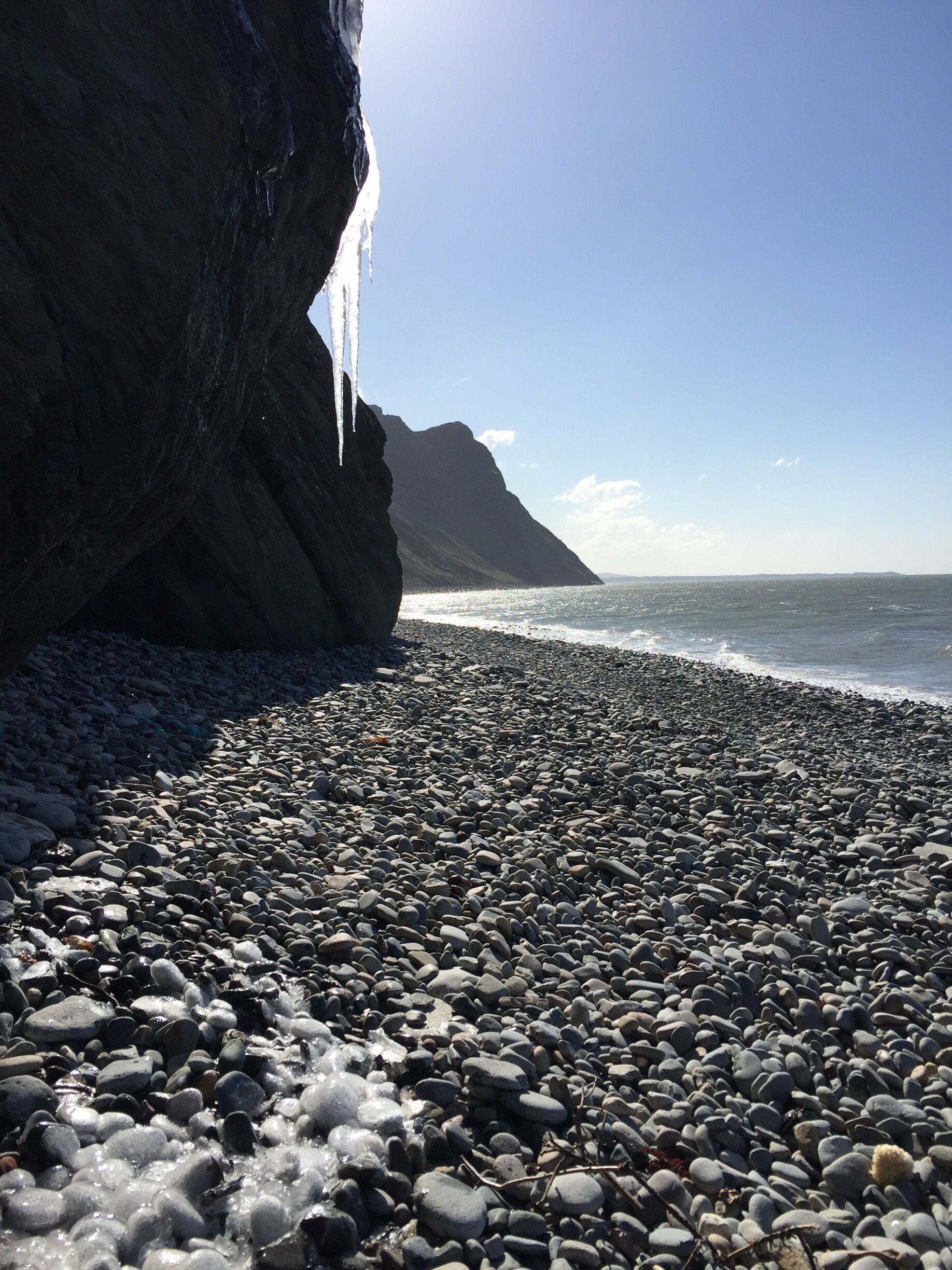 West end beach, Trefor in winter. Simply stunning rugged scenery. #seaview #sea #northwales #wales