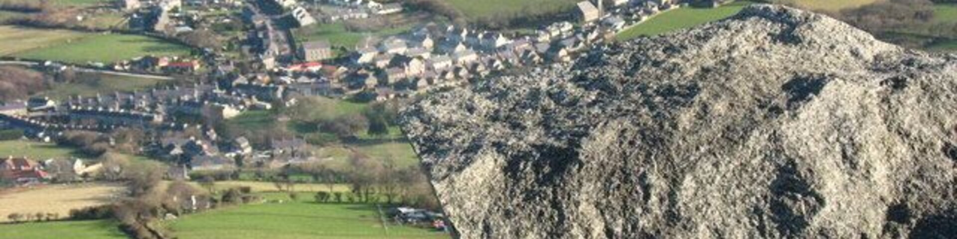 Trefor from a bend in the quarry internal roadway
