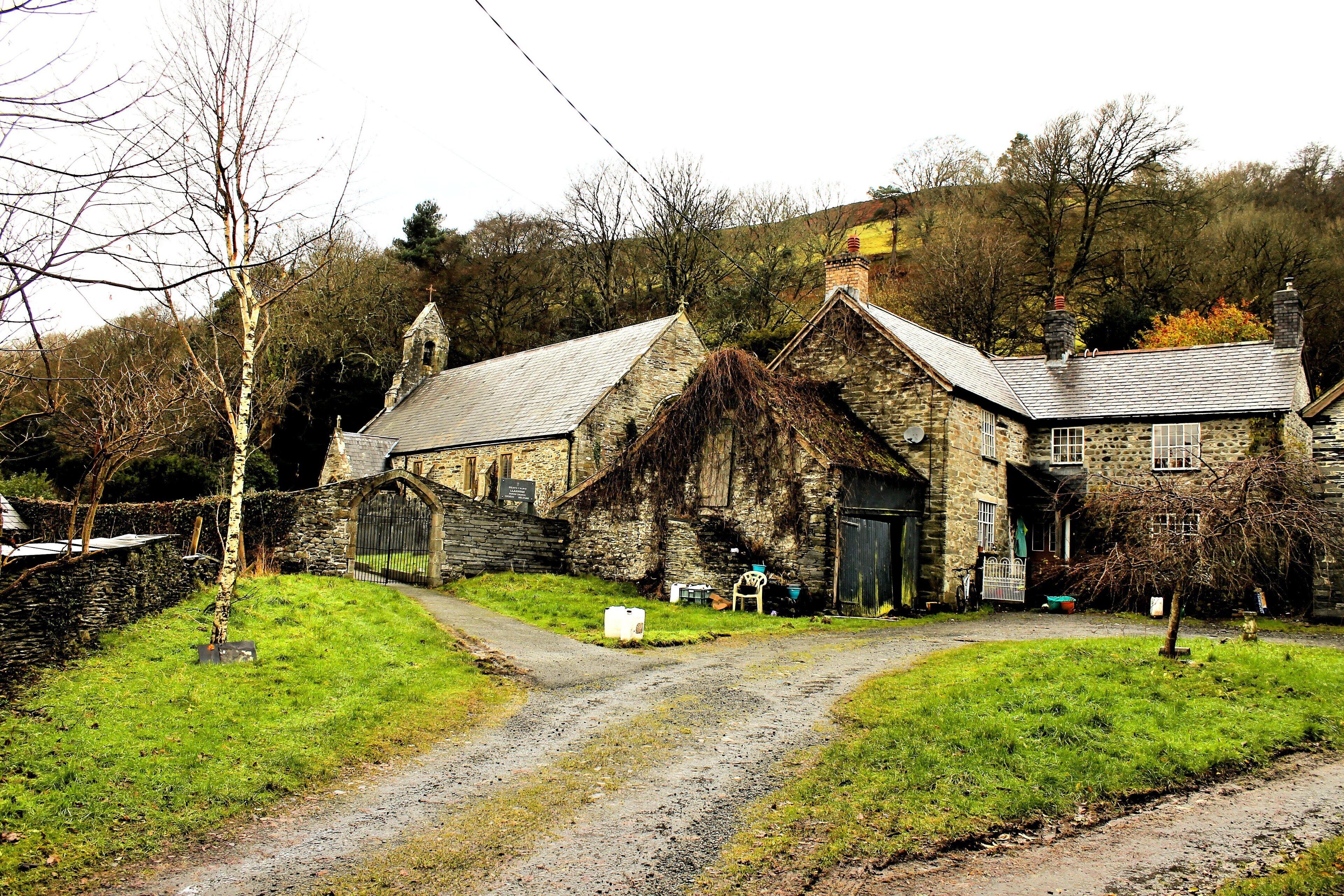 Church of St Ust and St Dyfrig, Llanwrin, Powys, Cymru Wales