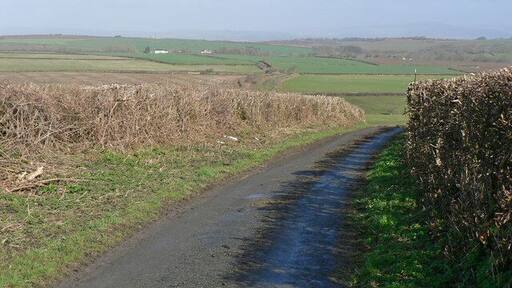 Heol Shwlac - a lane to Castle-upon Alun