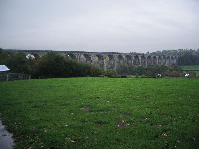 Railway viaduct Carries the Wrexham to Shrewsbury railway over the River Dee south of Cefn-mawr