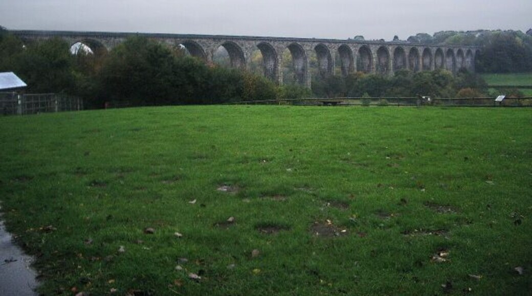 Railway viaduct Carries the Wrexham to Shrewsbury railway over the River Dee south of Cefn-mawr