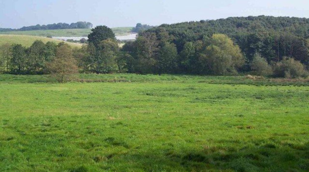 Near Hints The Fruit Farm is in the distance.