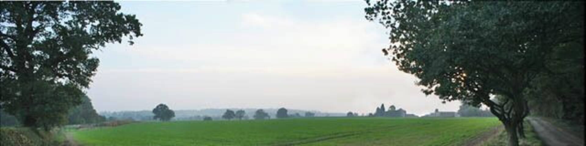 Farmland at Osbaston Lodge Farm A bridleway follows the line of the hedge to the left.