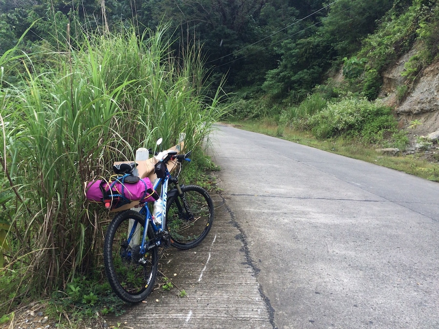Waiting my bike buddies #uphill #bikepacking