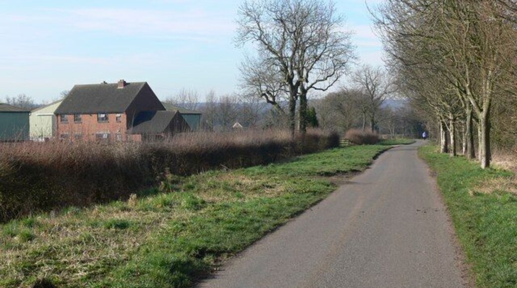 Kennel Farm along Atterton Lane
