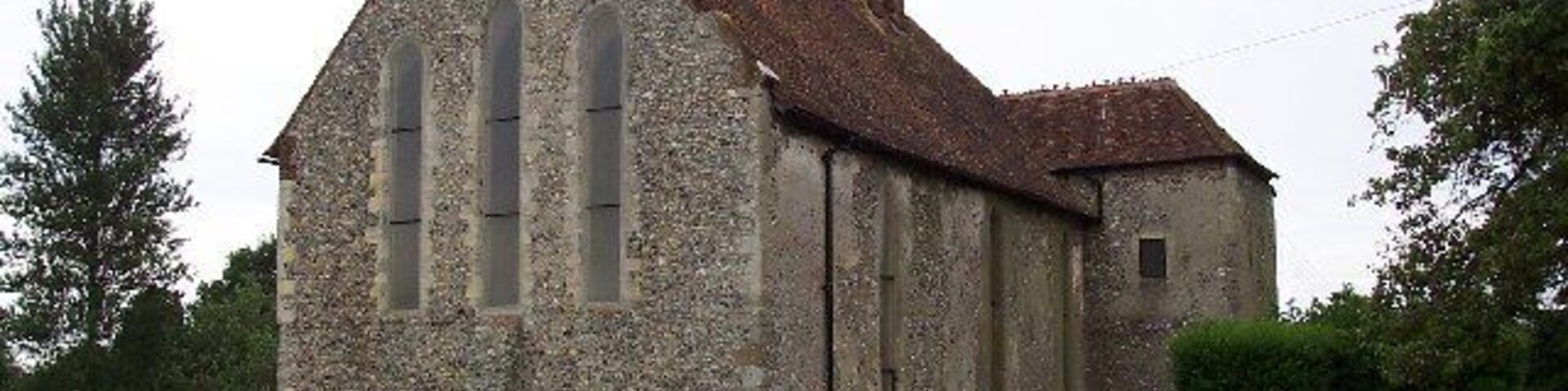 St Johns Commandery, near Densole, Kent. A medieval chapel that was converted into a farmhouse during the 16th century. It has a fine moulded-plaster ceiling and a remarkable timber roof. It is now owned by English Heritage - internal viewing can be arranged through the local EH office.