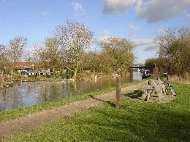 Coventry Canal nr Longford. A lovely walk or cycle just yards from the busy M6 and a world away from the grimy suburbs.