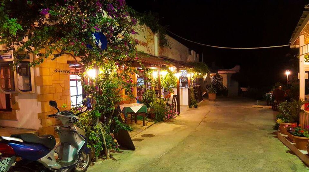 Walking back to hotel came across this fantastic Taverna