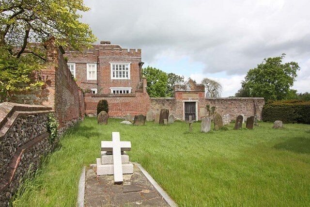 St Lawrence, Otterden, Kent - Churchyard