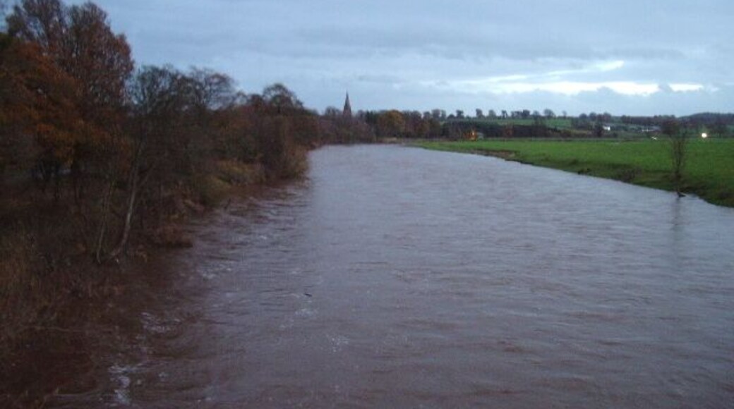 River Eden Looking up stream from Warwick Bridge, the church in the distance is St Paul Church, Holme Eden