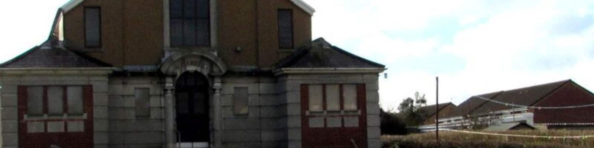 Y Babell chapel, Pontarddulais. Set back 35 metres from the south side of the A48 Bolgoed Road. There is no nameboard here, only Y BABELL engraved in stone on the doorway arch.