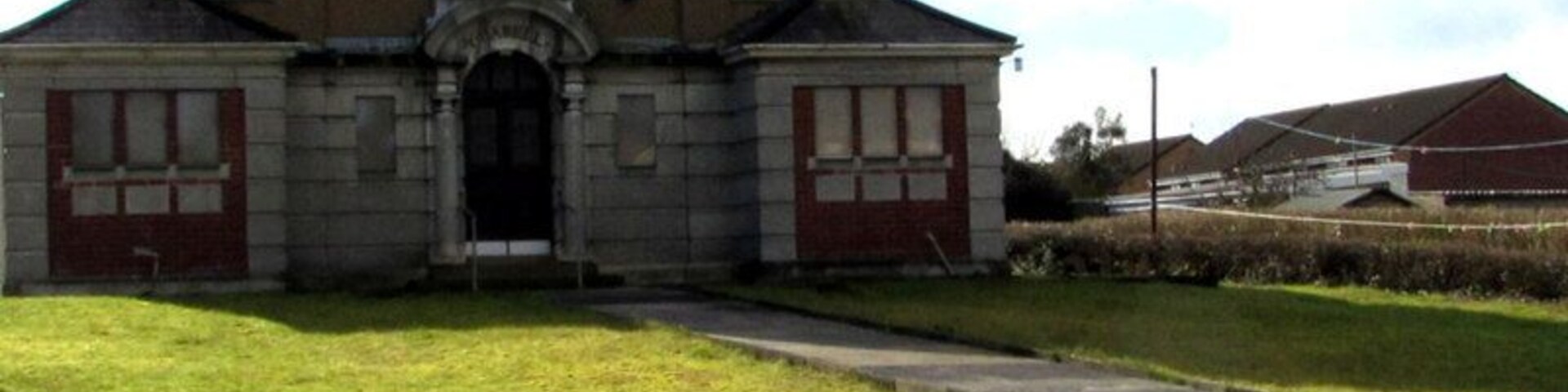 Y Babell chapel, Pontarddulais. Set back 35 metres from the south side of the A48 Bolgoed Road. There is no nameboard here, only Y BABELL engraved in stone on the doorway arch.