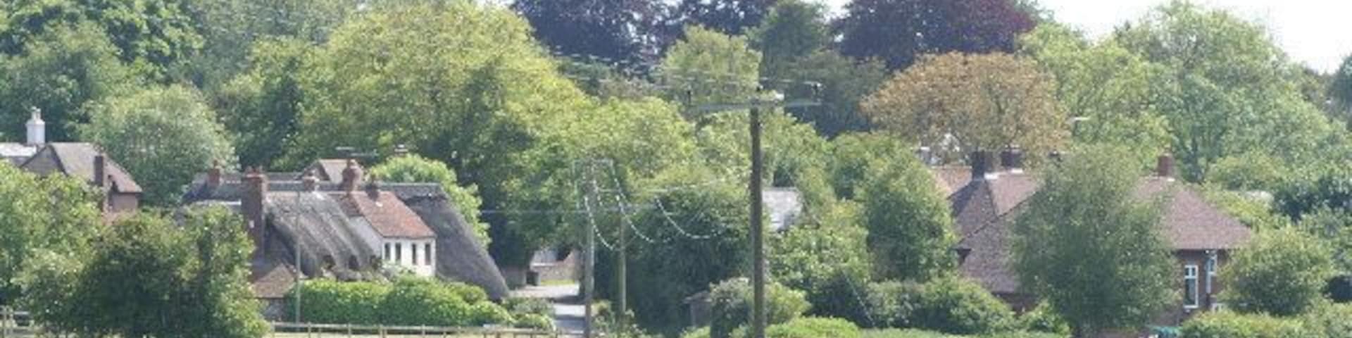 Dummer Village. Dummer, just off junction 7 of the M3 motorway at Basingstoke. Was the home of Sarah, Duchess of York.