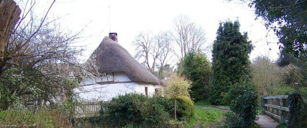Ford and footbridge, River Ebble Looking back across the ford to Stocksbridge Cottage.