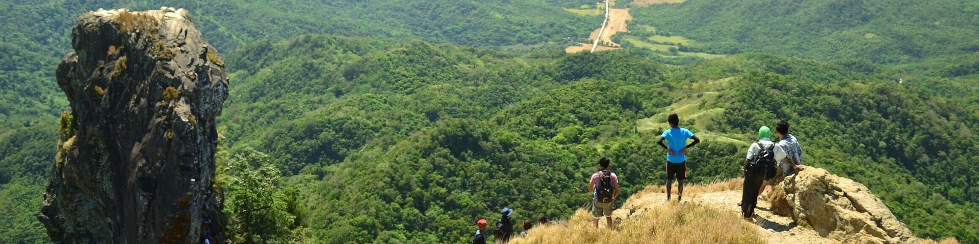 On their way to the Monolith.
Mt. Palay-Palay, Ternate, Cavite/ Nasugbu, Batangas. #explorethephilippineschallenge #fotografiaunited #LonelyPlanet #biyahengjuansided #mountainclimbing #picodeloro
For more information, pls go to this link:
http://biyahengjuansided.com/2016/02/11/travel-notes-pico-de-loro-mt-palay-palay-in-ternate-and-marogondon-cavite-and-nasugbu-batangas/
Follow biyahengjuansided:
Instagram: @biyahengjuansided
Facebook: /biyahengjuansided
