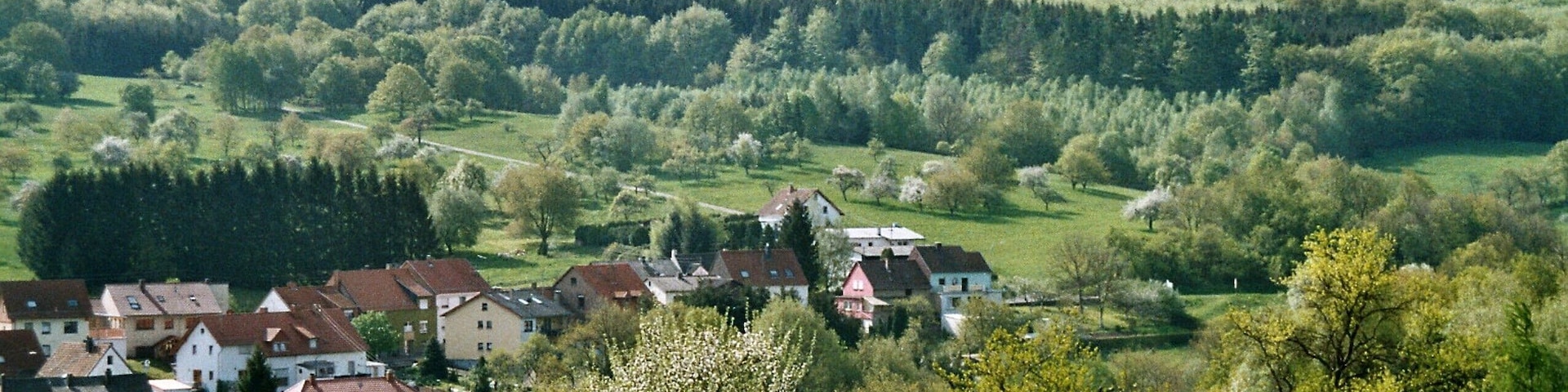 Lautenbach (Ottweiler), view to the village and to the Höcherberg)