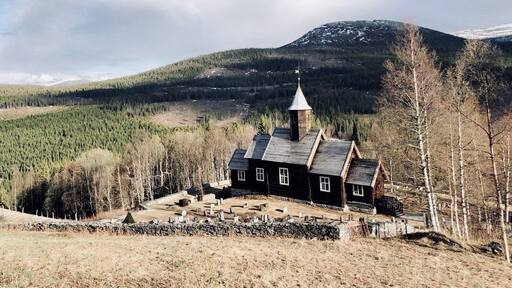 Paused here for a (gluten free cookie) snack and stretch with a view. I’m so thankful my husband has been able to find plenty of food he can eat here. Also, so glad this road was open. We had to switch from google maps to Waze that afternoon because google maps had sent us on a road which was still closed due to snow (Waze knew it was closed). #church #norway #roadtrip
