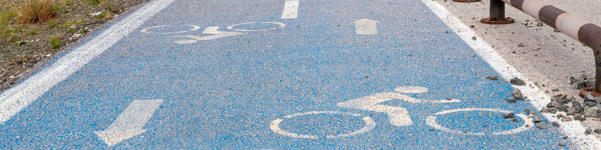 The longest coastal bike path. A 25-kilometer coastal bike path between Samandağ and Arsuz districts. Samandağ, Hatay, Türkiye - December 5, 2025.