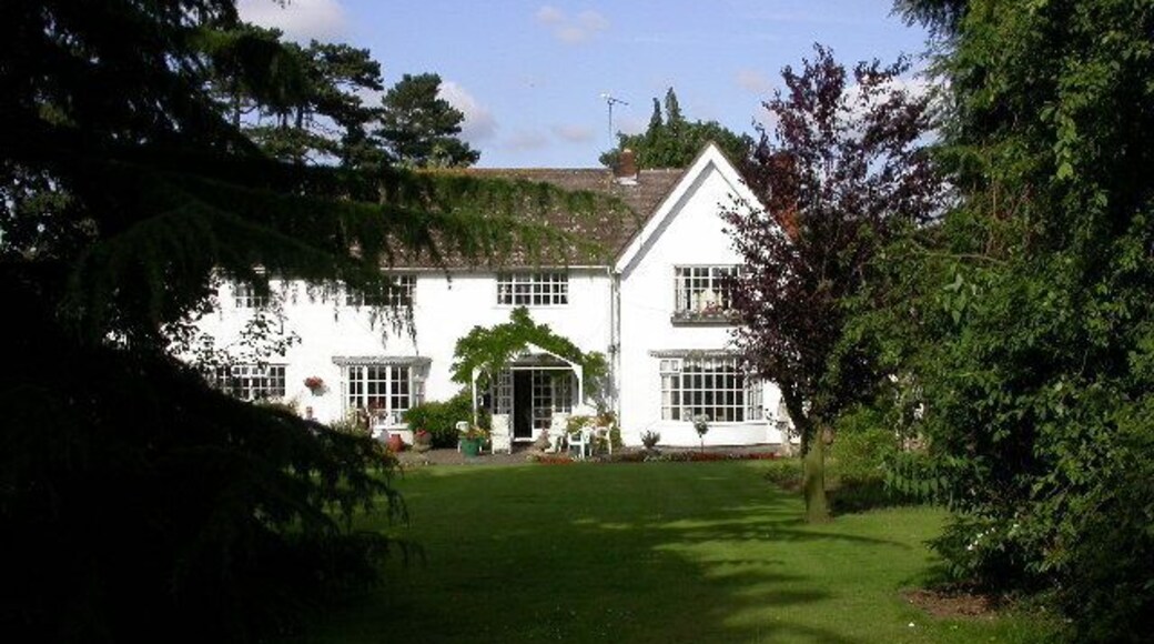 Ashton Lees B & B. A pleasantly old-fashioned place to stay.