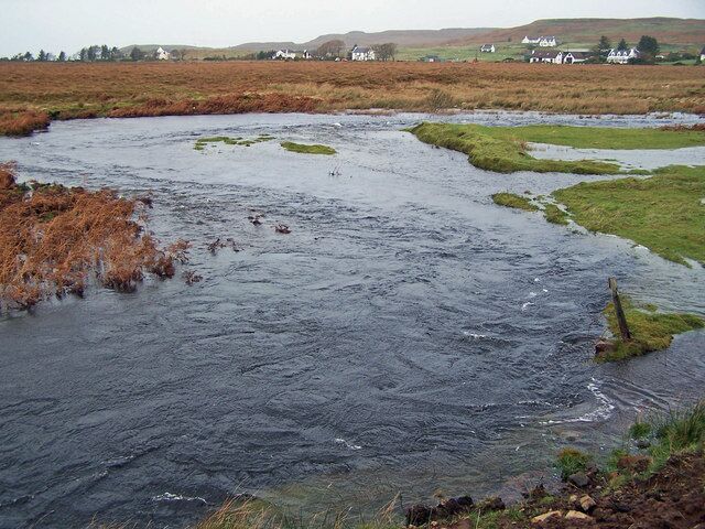 What a difference a day makes. This picture of the River Horneval is taken from almost the same vantage point as the picture I took less than 24 hours previously, 1019297. It must have rained a lot in the night..!