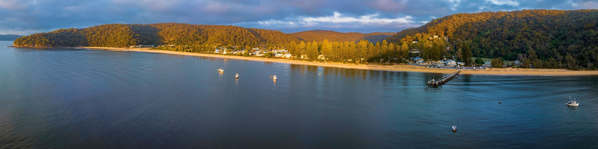 Sunrise panorama views over the seaside village of Patonga and Brisk Bay