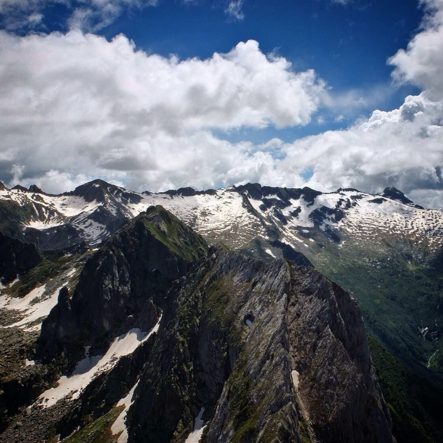 Tredenus e Re di Castello dal Pizzo Badile Camuno