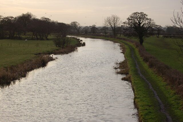 The Lancaster Canal just south of Guys court.