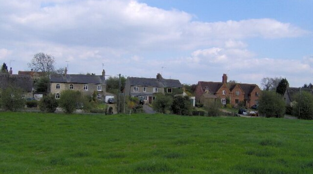 Cottages in Lillingstone Lovell