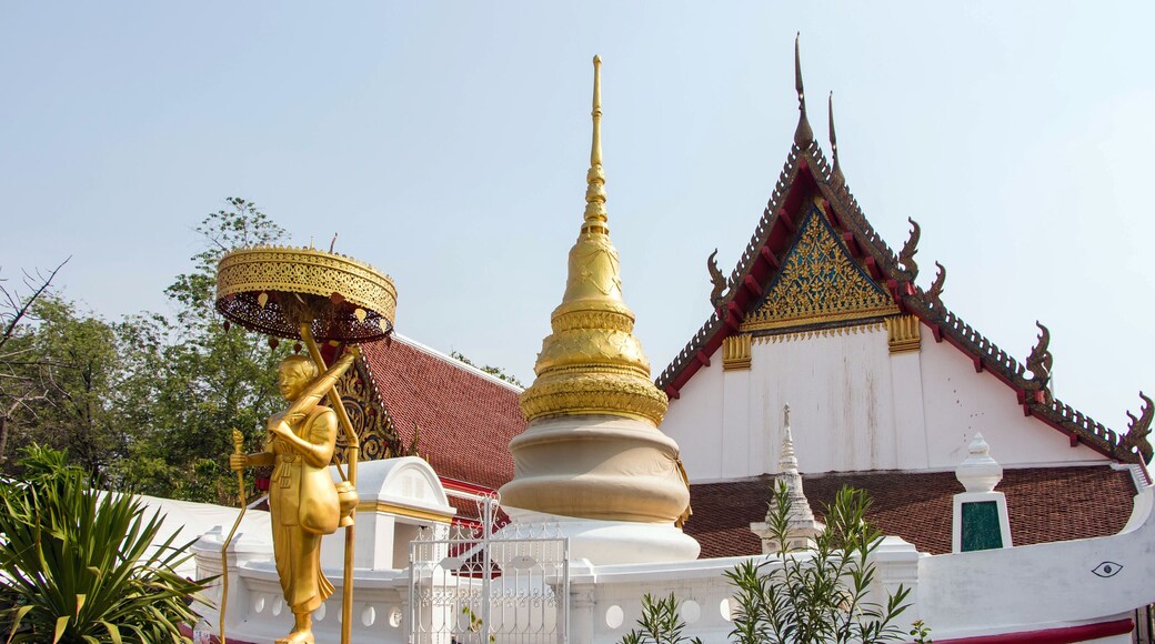 Wat Pa Mok Worawihan in Ang Thong Province.