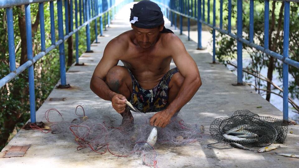 Fisherman harvest in Thailand