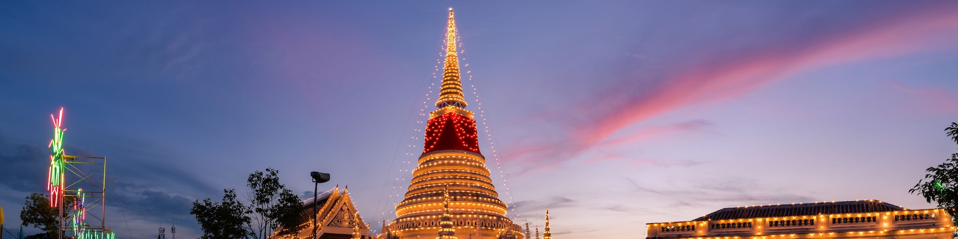 The stupa at temple phra samut chedi with beautiful sky in samut