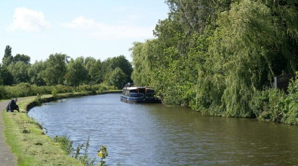 The Leeds-Liverpool canal near Hall Road, Maghull