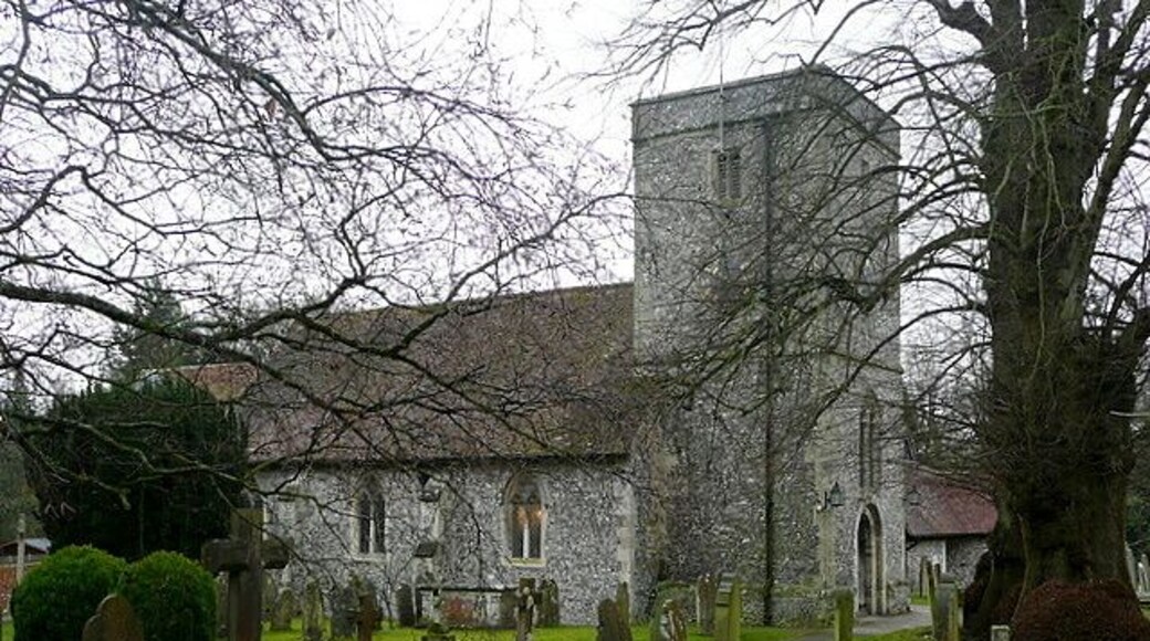 St Mary's church Grade 2* listed. Early c13th west tower and some c13th windows. Main alterations 1849 and 1864 (Colson, cathedral architect, and Vokes, local builder) and 1884. Originally owned by Hyde Abbey, then variously by Earl of Southampton, the Duke of Bedford, Sir Thomas Baring, currently University College Oxford.