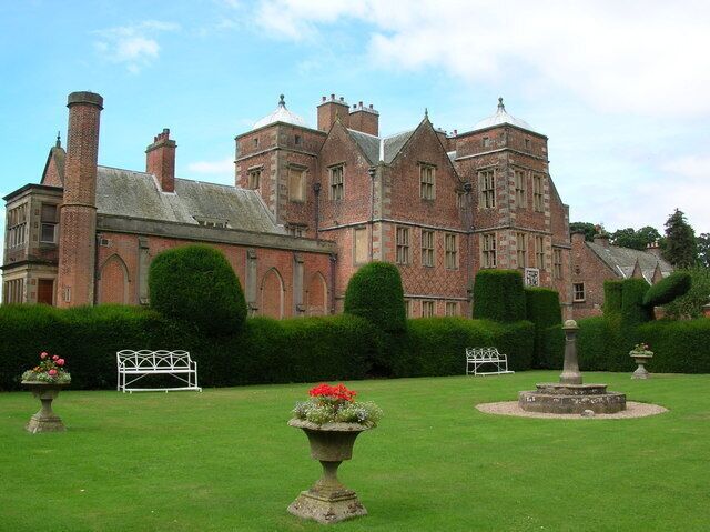 Kiplin Hall Kiplin Hall stands close to the River Swale. This building was originally a hunting lodge.
