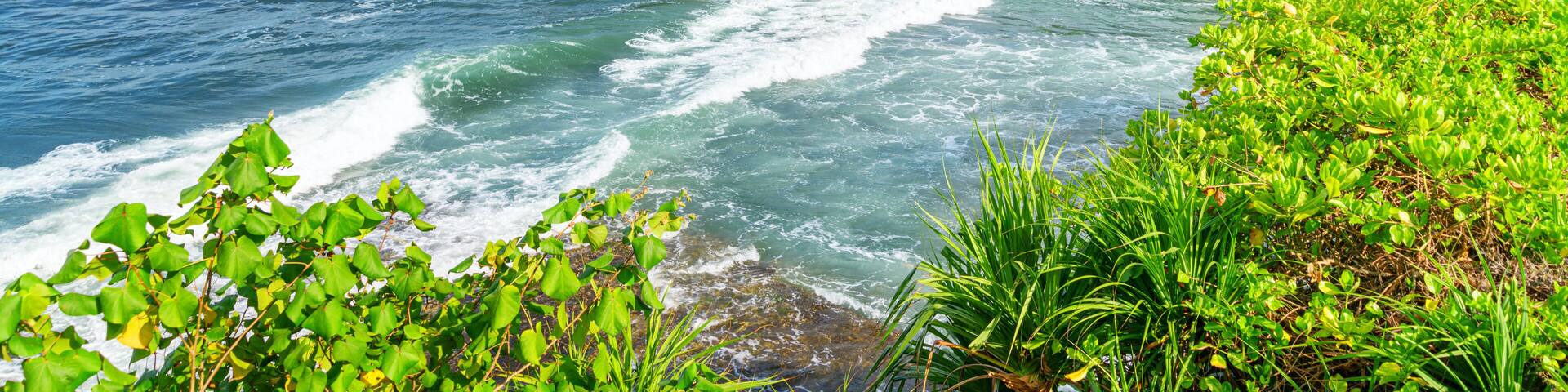 Awesome view of Pura Batu Bolong in Bali, Indonesia