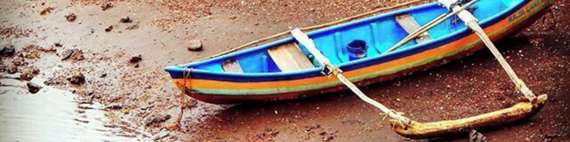 We have so many things to take us to places. Boats being one, memories another.
Found this one abandoned at a sea shore in the interiors of Guhagar, a small town on the Konkan coast of Maharashtra.
#incredibleindia #india #indiatourism #indiatravel #travelpics #travelgram #streetsofindia #travelblogger #desi_diaries #_soi #discover_india #indiapictures #indiaclicks #igramming_india #india_gram #travel #travelbug #maharashtra #konkan #konkani #solotravel #coastal #maharashtra_ig #maharashtratourism #sea #blue #seashore #water #boat
