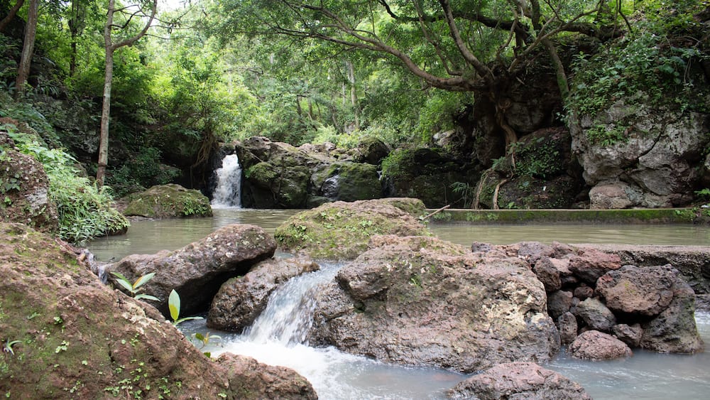 upper ghaghri waterfalls, of ghaghri river, at netarhat, jharkhand, india