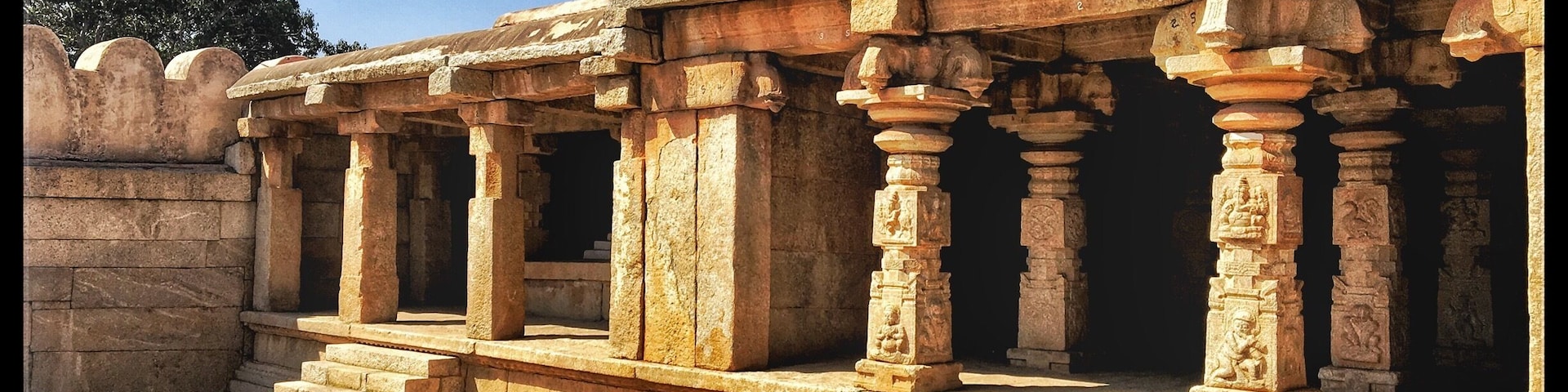 Lepakshi is a small village in Mandal in the Anantapur District of Andhra Pradesh, India.
Lepakshi is culturally and archaeologically significant as it is the location of shrines dedicated to Shiva, Vishnu and Veerabhadra which were built during the Vijayanagara Kings' period (1336–1646).
#lepakshi #heritage #temples #discovery