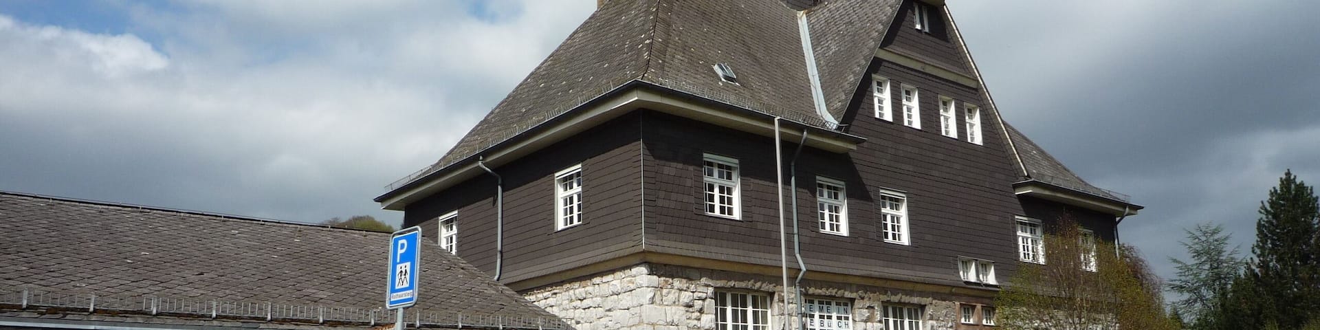 This is a picture of the hessian Kulturdenkmal (cultural monument) with the ID