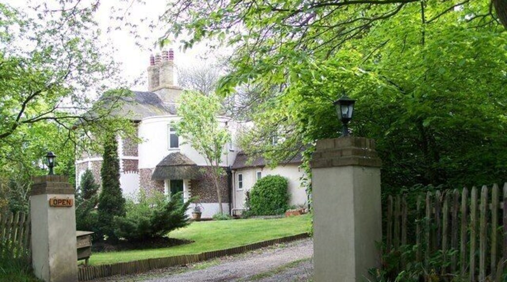 The Roundhouse The Roundhouse restaurant, stands on the corner of A12 and Thorington Road