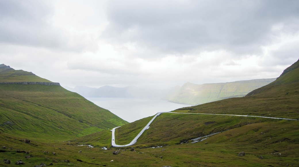 “We travel, initially, to lose ourselves; and we travel, next to find ourselves. We travel to open our hearts and eyes and learn more about the world than our newspapers will accommodate. We travel to bring what little we can, in our ignorance and knowledge, to those parts of the globe whose riches are differently dispersed. And we travel, in essence, to become young fools again- to slow time down and get taken in, and fall in love once more.” – Pico Iyer •
•
•
•
•
•
•
•
Each time either of us gave up in the middle of a hike or felt remorse about poor weather conditions, a look at our surroundings inspired us to take the next step. That's life lessons right there. And that's what makes us love travel. Has travel taught you something that you apply to your life?