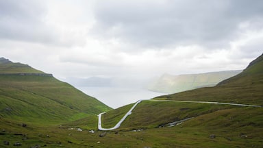 “We travel, initially, to lose ourselves; and we travel, next to find ourselves. We travel to open our hearts and eyes and learn more about the world than our newspapers will accommodate. We travel to bring what little we can, in our ignorance and knowledge, to those parts of the globe whose riches are differently dispersed. And we travel, in essence, to become young fools again- to slow time down and get taken in, and fall in love once more.” – Pico Iyer •
•
•
•
•
•
•
•
Each time either of us gave up in the middle of a hike or felt remorse about poor weather conditions, a look at our surroundings inspired us to take the next step. That's life lessons right there. And that's what makes us love travel. Has travel taught you something that you apply to your life?